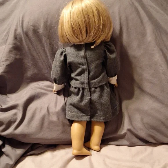 American Girl Kit Kittredge Doll - Picture 2 of 7